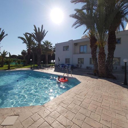 Argaka Palm Tree Apts Kültér fotó